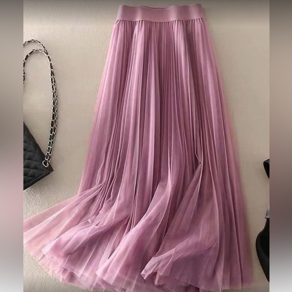 Elegant Purple Pleated Skirt
